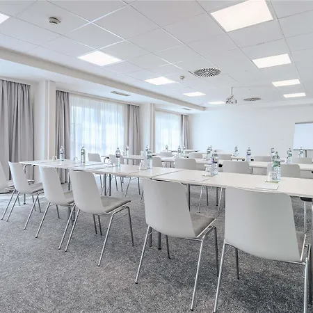 Ibis Styles Messe Hotel 3*