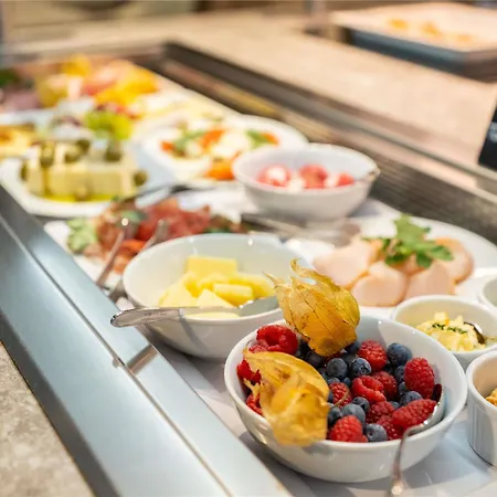 Ibis Styles Messe Hotel 3*