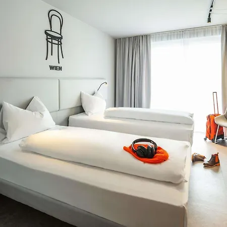 Ibis Styles Messe Hotel 3*