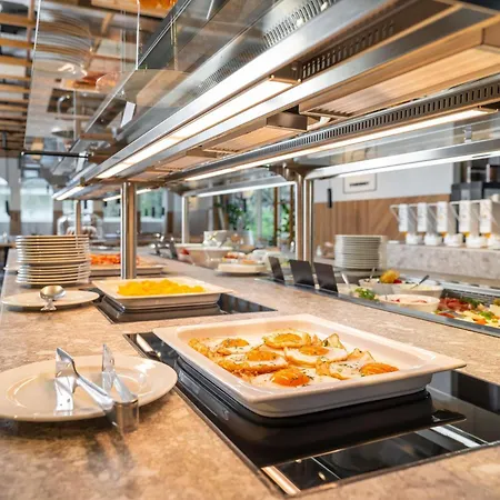 Ibis Styles Messe 3*