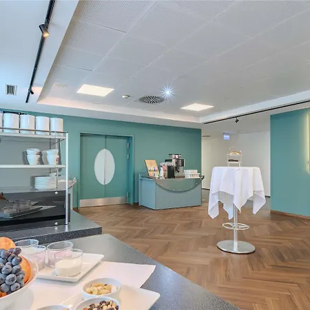 Ibis Styles Messe ホテル 3*