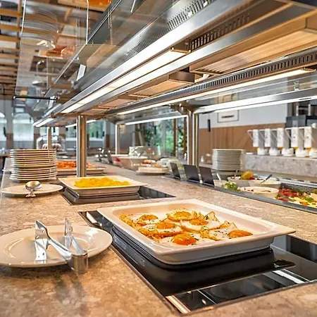 Ibis Styles Messe 酒店