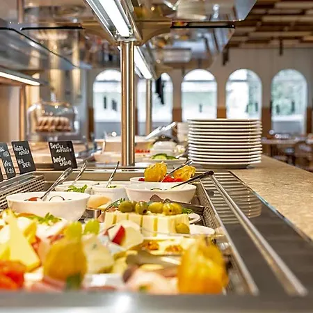 Ibis Styles Messe 酒店